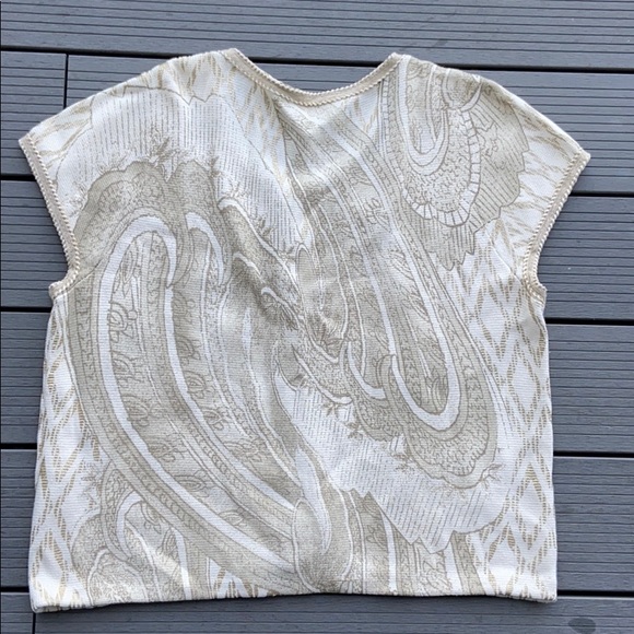 Chico’s woman sleeveless cardigan. Size 2P - Picture 7 of 8